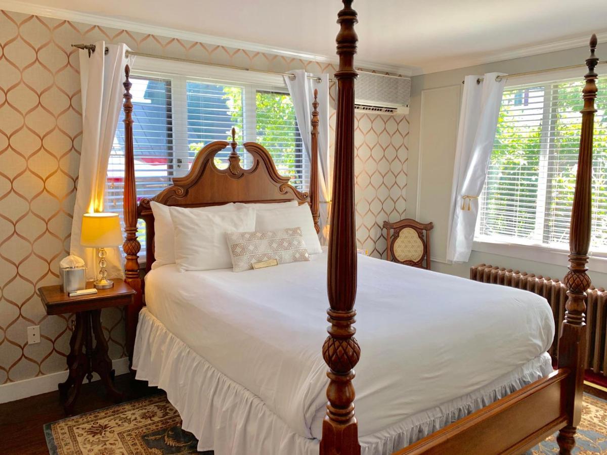Ivy Manor Inn Village Center Bar Harbor Exterior foto